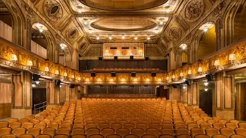 kino-lucerna-1