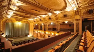 kino-lucerna-2